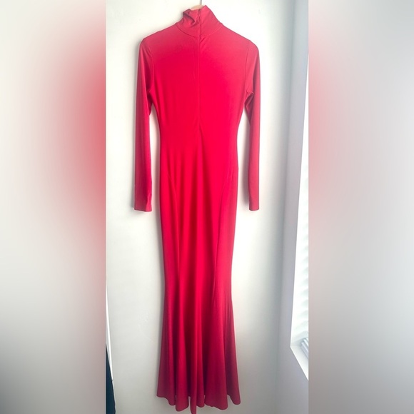 Norma Kamali x Revolve Turtle Fishtail Gown in Tiger Red - Picture 6 of 7